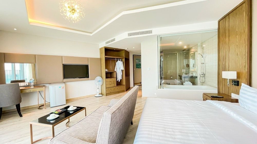 Panoramic Suite