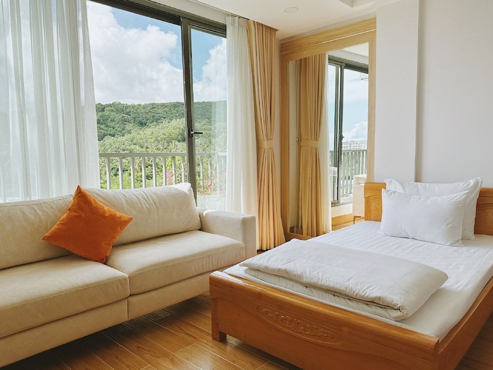 undefined Rosie Balcony Hotel Phu Quoc 8