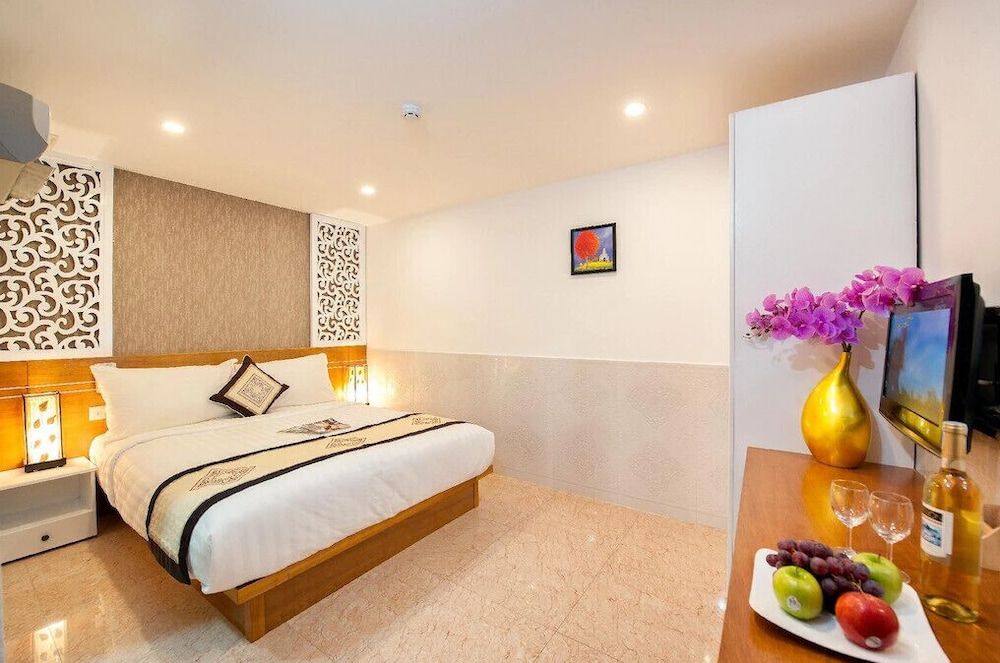 undefined Felix Hotel 4