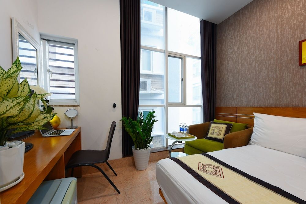 undefined Felix Hotel 10