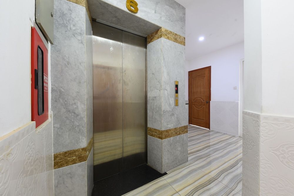 undefined Felix Hotel 7