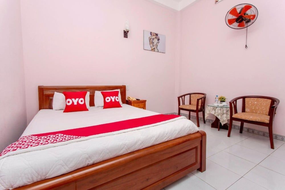 OYO 1174 Duy Khang Hotel Standard Double Room 2