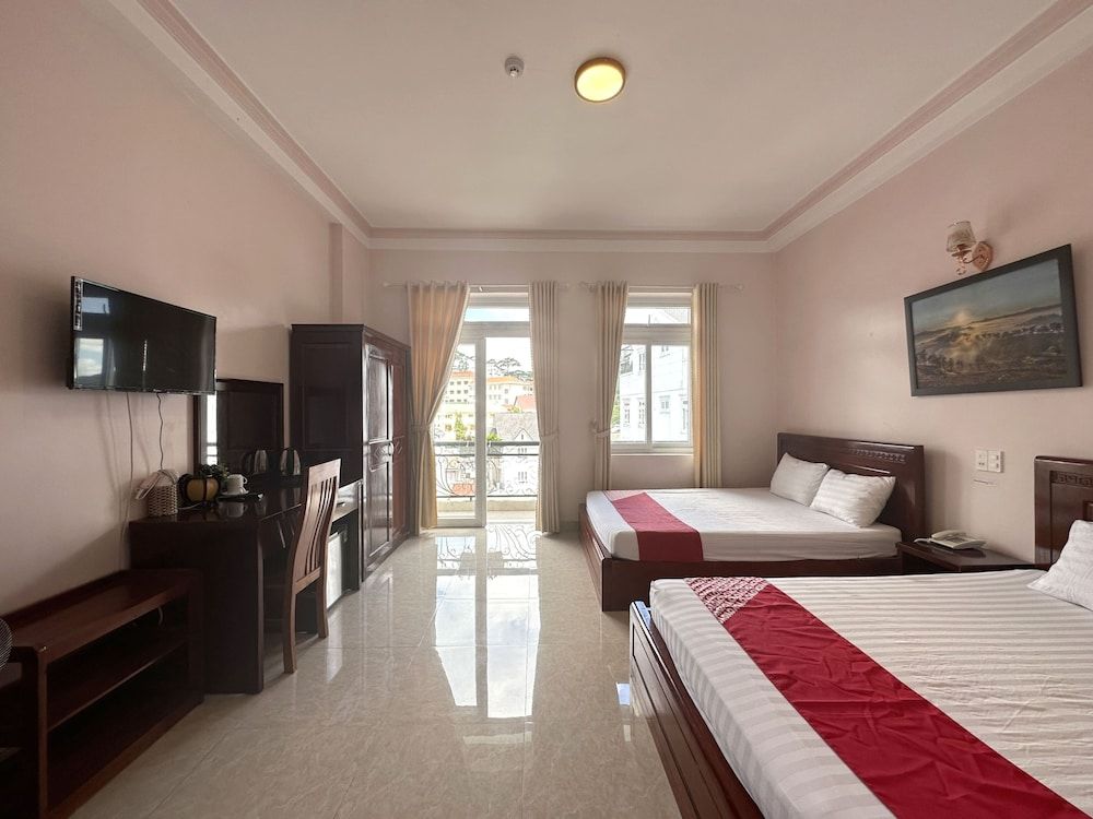 OYO 1174 Duy Khang Hotel Family Suite