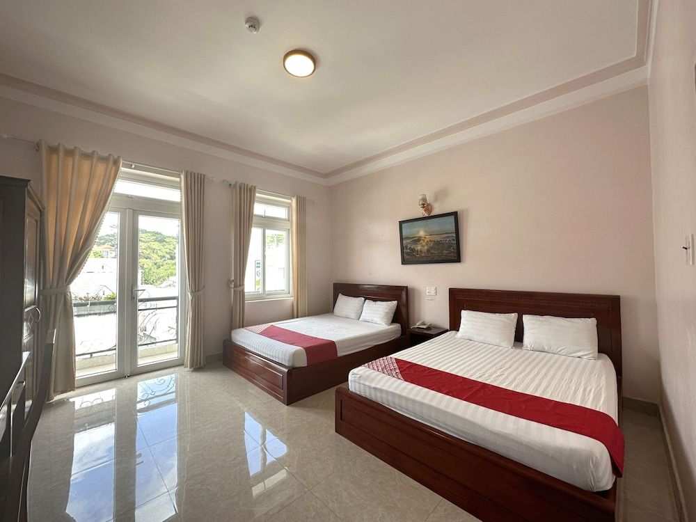 OYO 1174 Duy Khang Hotel Family Suite 3