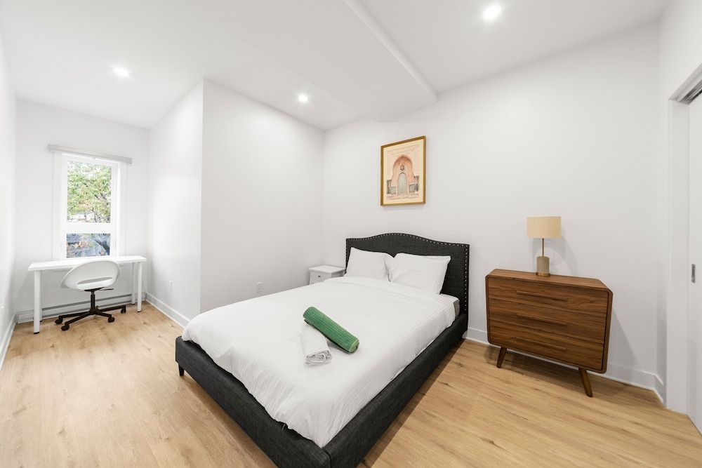 undefined Stonewall Suites 6