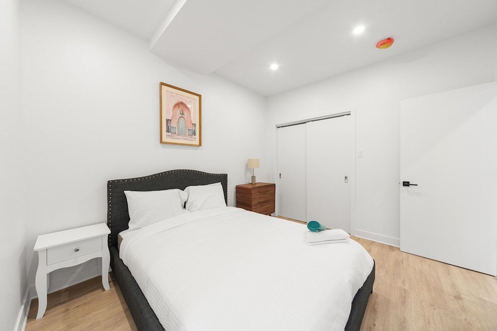 undefined Stonewall Suites 7