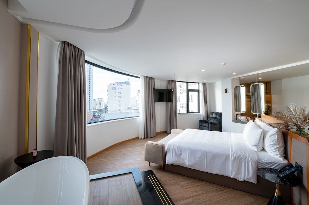 undefined PĀMA Boutique Hotel & Bistro Danang 2