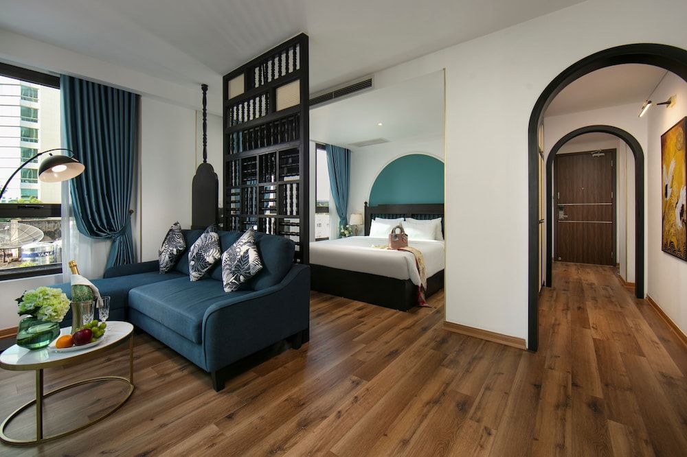 undefined Hotel De Rond Hanoi