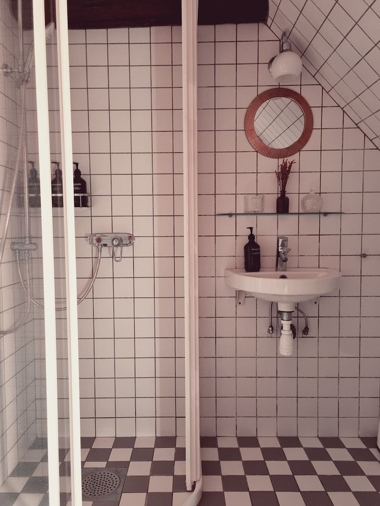 Weinbergs hotel Single Room 2