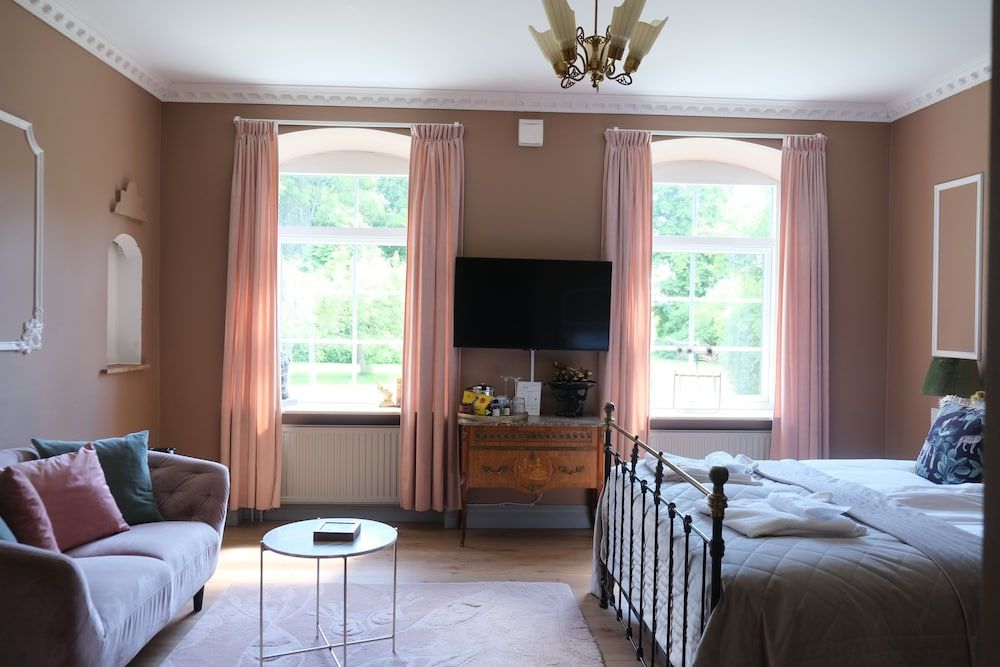 Weinbergs hotel Junior Double Room 6