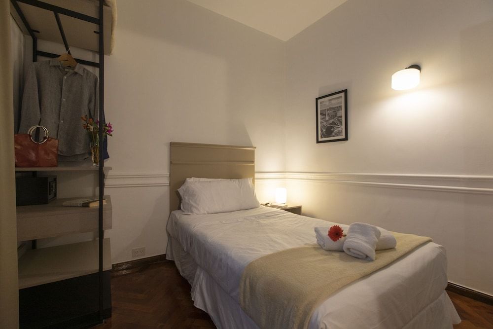 Classic Single Room