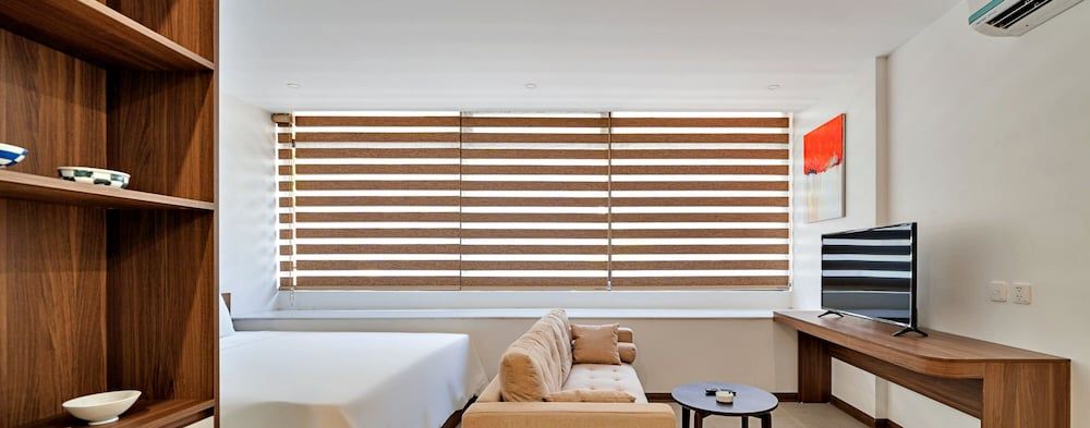 HANZ LUX Hotel & Apartment Hanoi Comfort Apartment, 1 Queen Bed, Kitchen, Lakeside 12