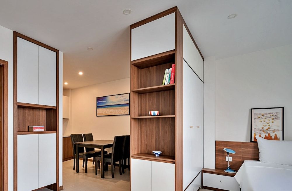 HANZ LUX Hotel & Apartment Hanoi Premier Apartment, 1 Queen Bed, Kitchen, Lakeside 14