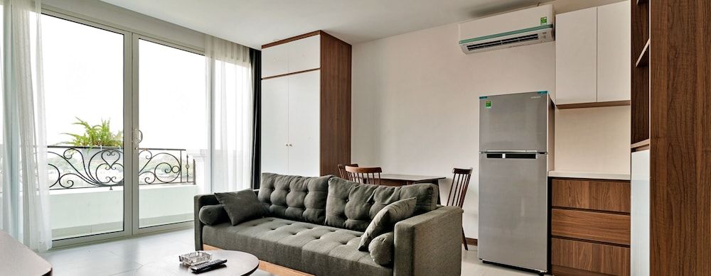 HANZ LUX Hotel & Apartment Hanoi Premier Apartment, 1 Queen Bed, Kitchen, Lakeside 13