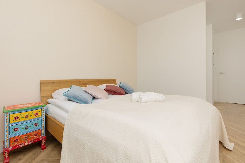 undefined Zdziechowskiego Apartment by Renters 7