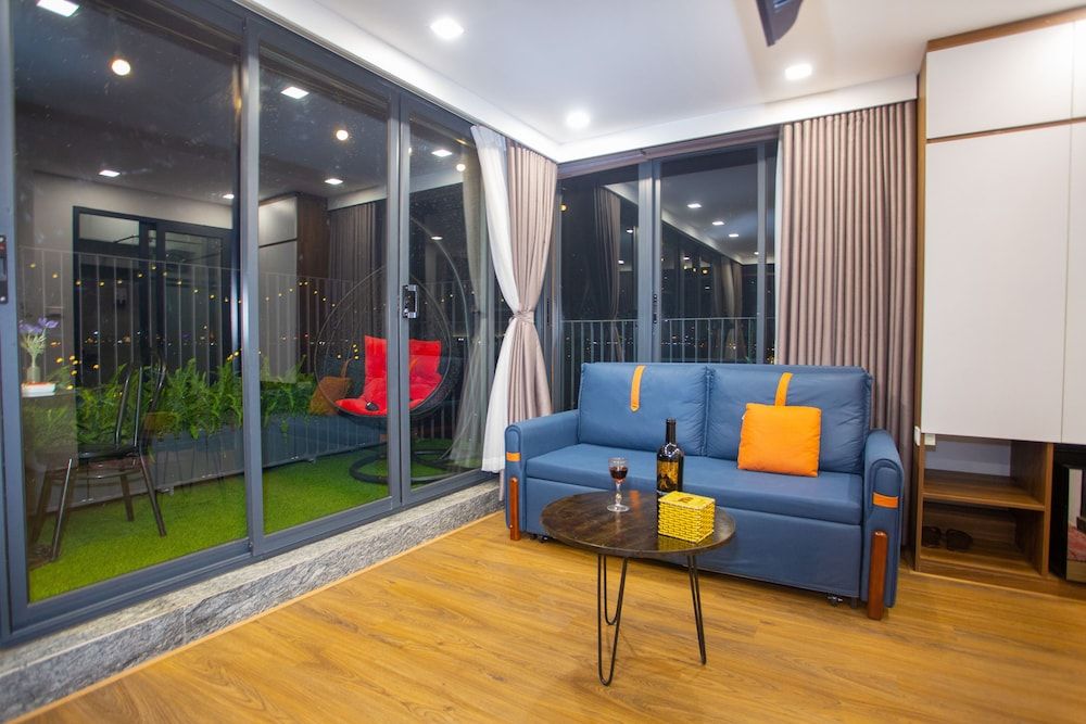 undefined Lake View Hotel 7