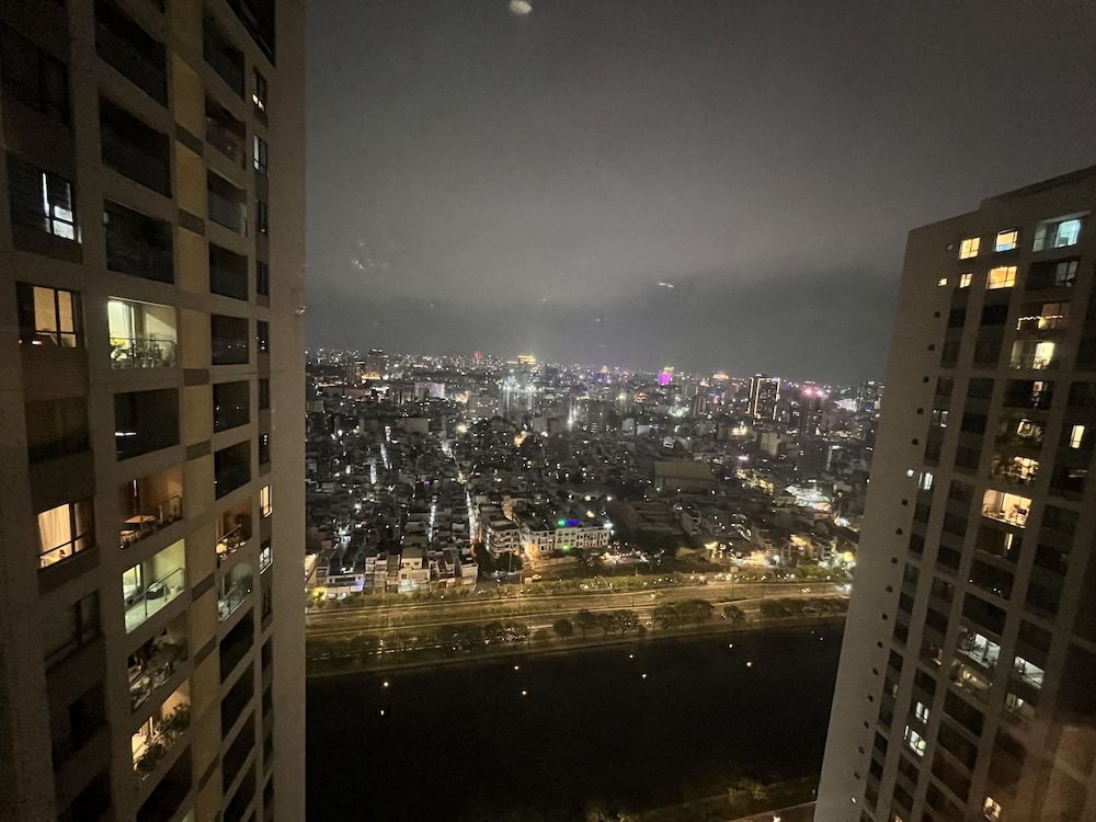 Supertramp House - Gold View Apartment Family Apartment, 2 Bedrooms, River View 16