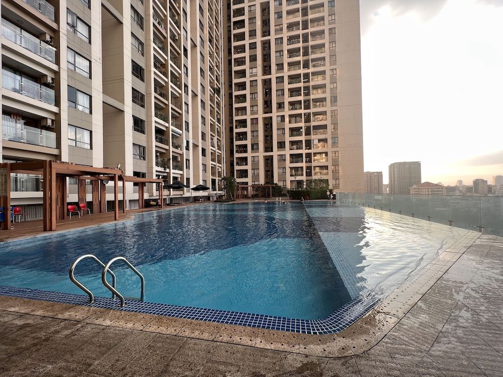 undefined Supertramp House - Gold View Apartment 6