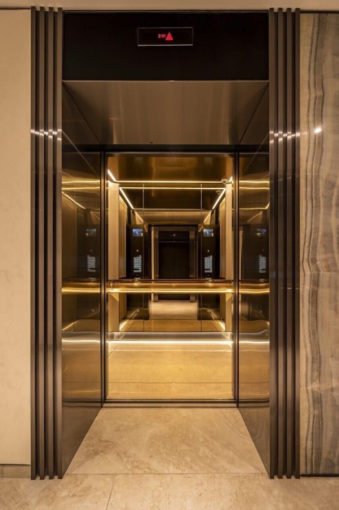 undefined The Rixx Lavish Apartment 8