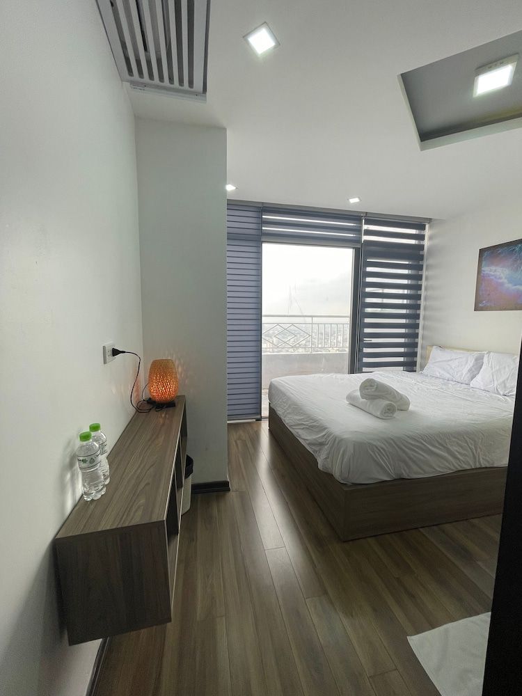 Penthouse Seaview Design Apartment 3