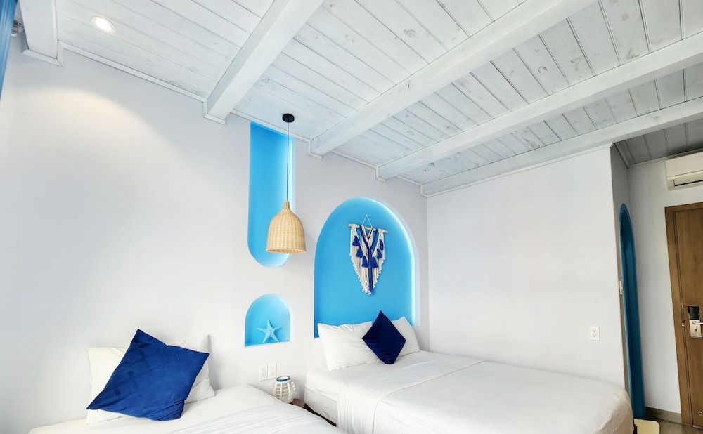 undefined Riverside Mini Hotel Grand World 4