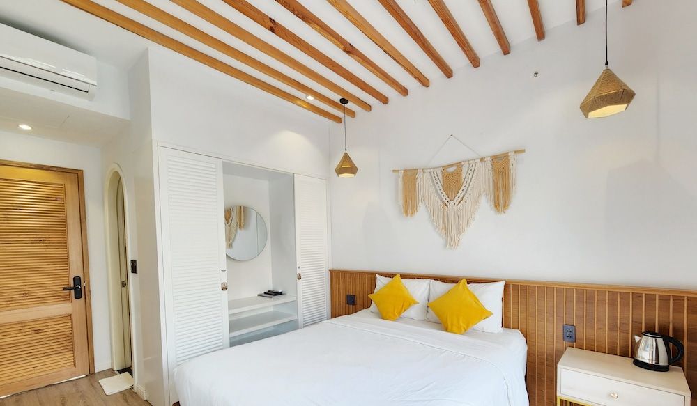 undefined Riverside Mini Hotel Grand World 8