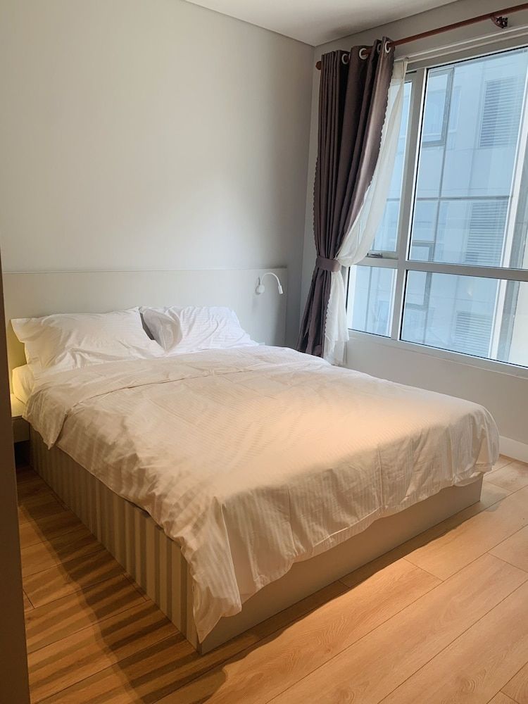 undefined The Rixx Lancaster 4