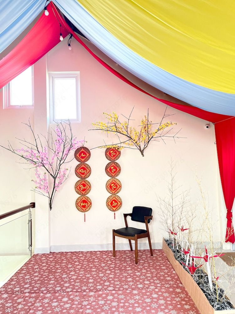 undefined Mon Bac Home 8