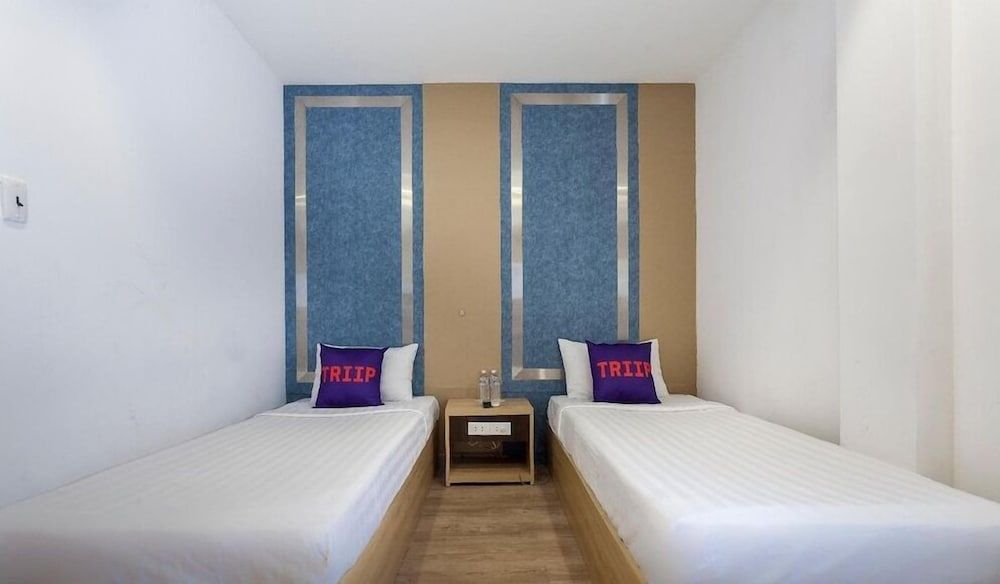 undefined MAY'S HOTEL-BEN THANH MARKET 9