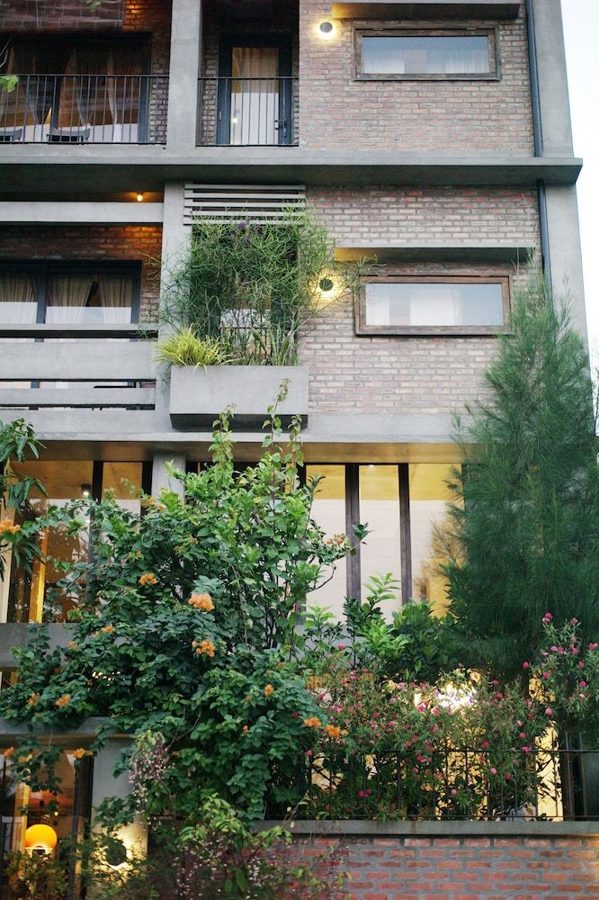 undefined Kaia Gallery Hotel 10