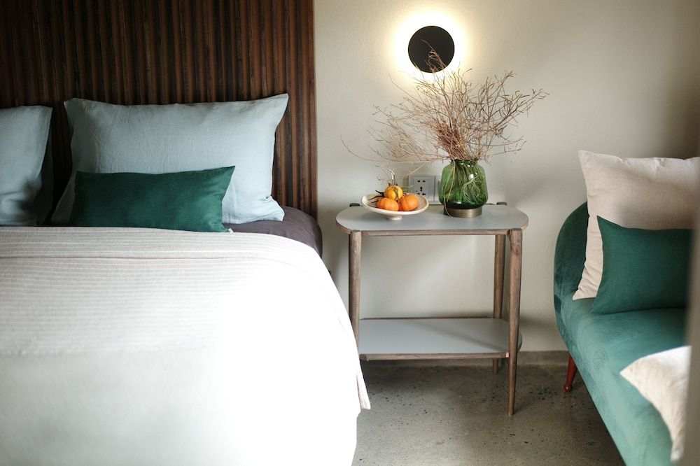 undefined Kaia Gallery Hotel 2