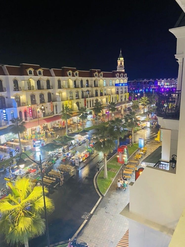 Balcony View