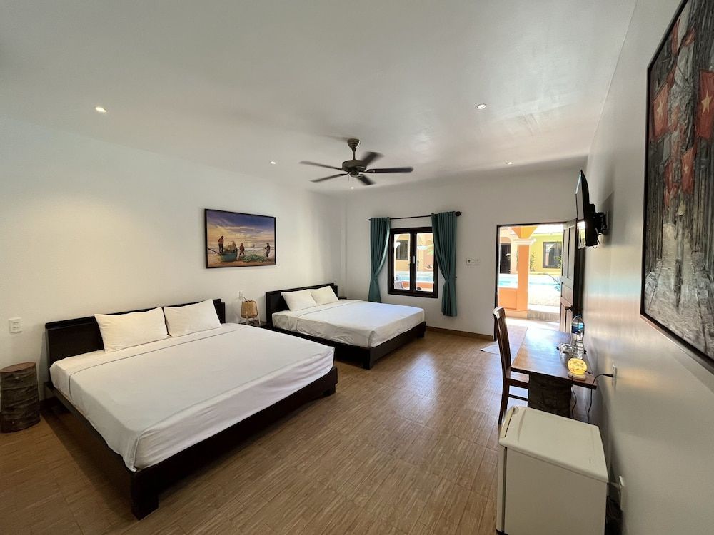 Deluxe Quadruple Room