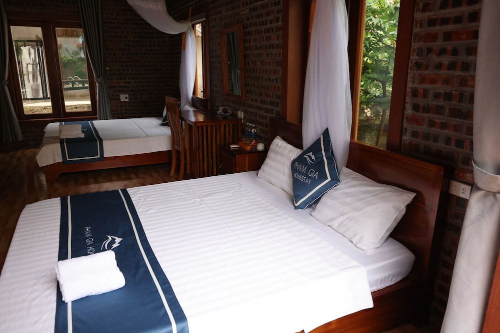 Family Double Room, 1 Bedroom, Private Bathroom, Mountain View