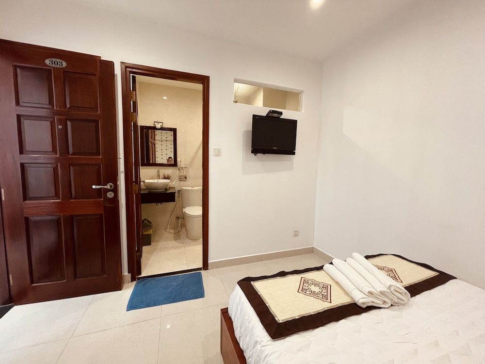 undefined SaiGon Europe Hotel 7