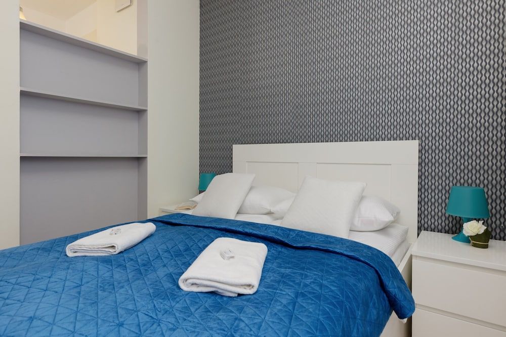 undefined Kolejowa Cozy Apartment by Renters 6