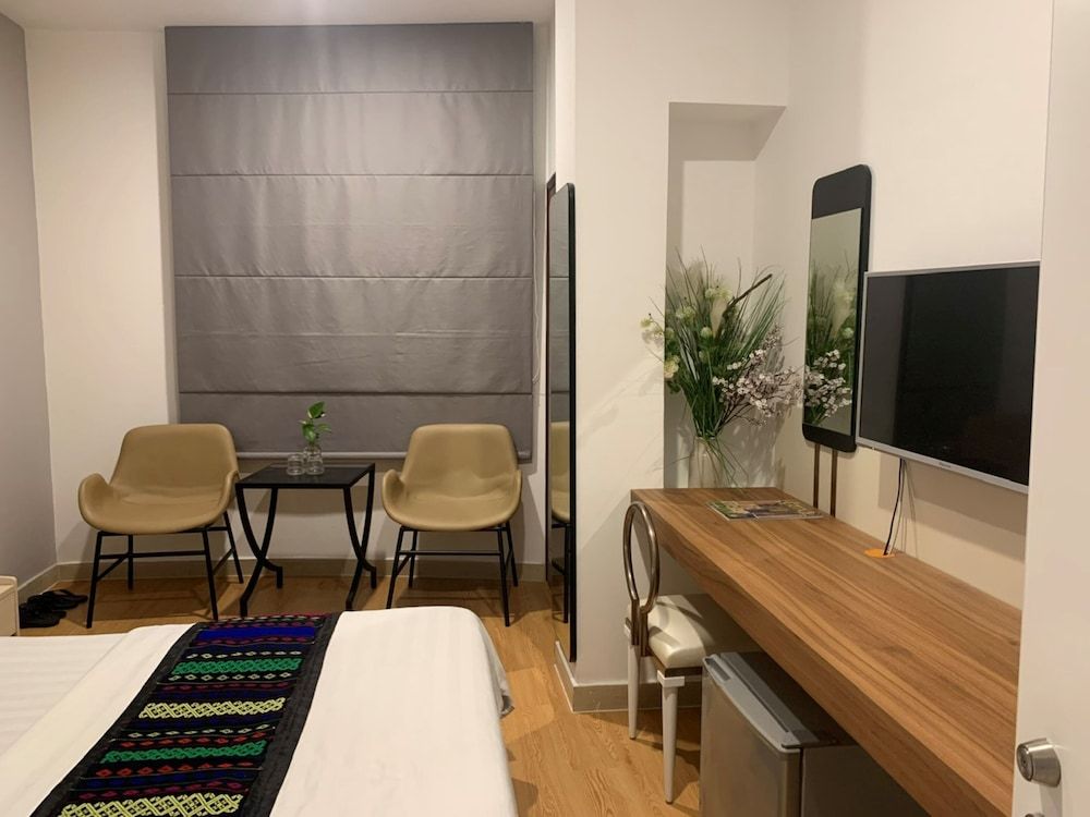 Trang An Hotel Premier Double Room 16