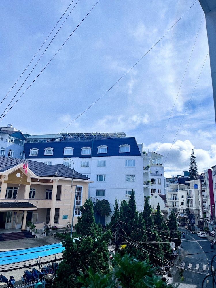 undefined Glory - Gia Huy Hotel 9