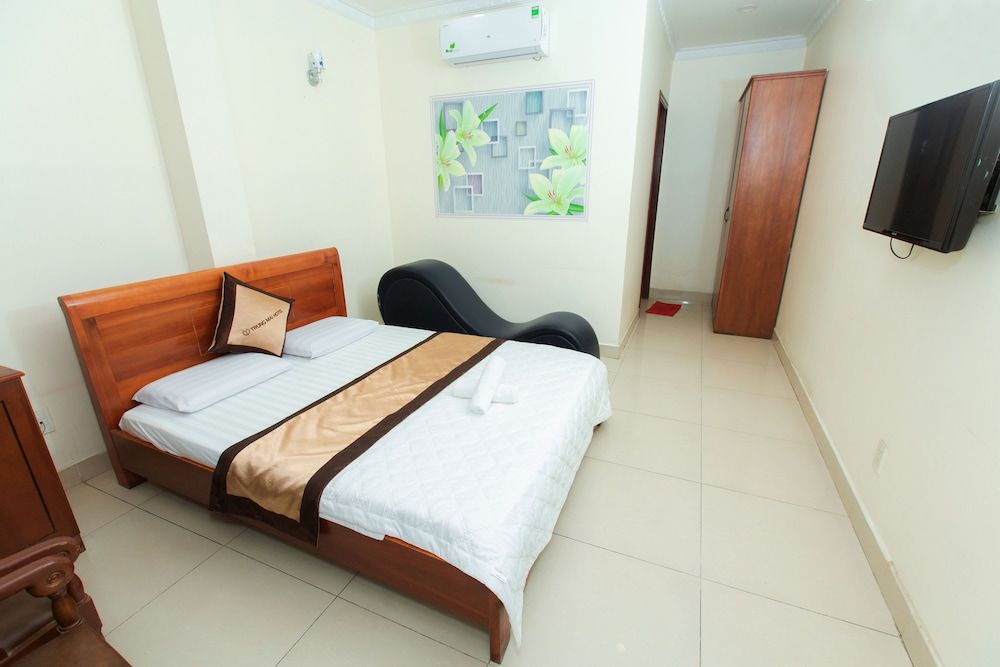 OYO 1175 Trung Mai Hotel Superior Double Room 2