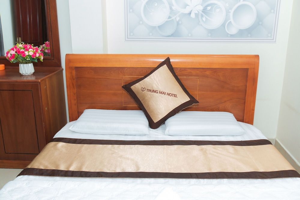 OYO 1175 Trung Mai Hotel Superior Double Room 11