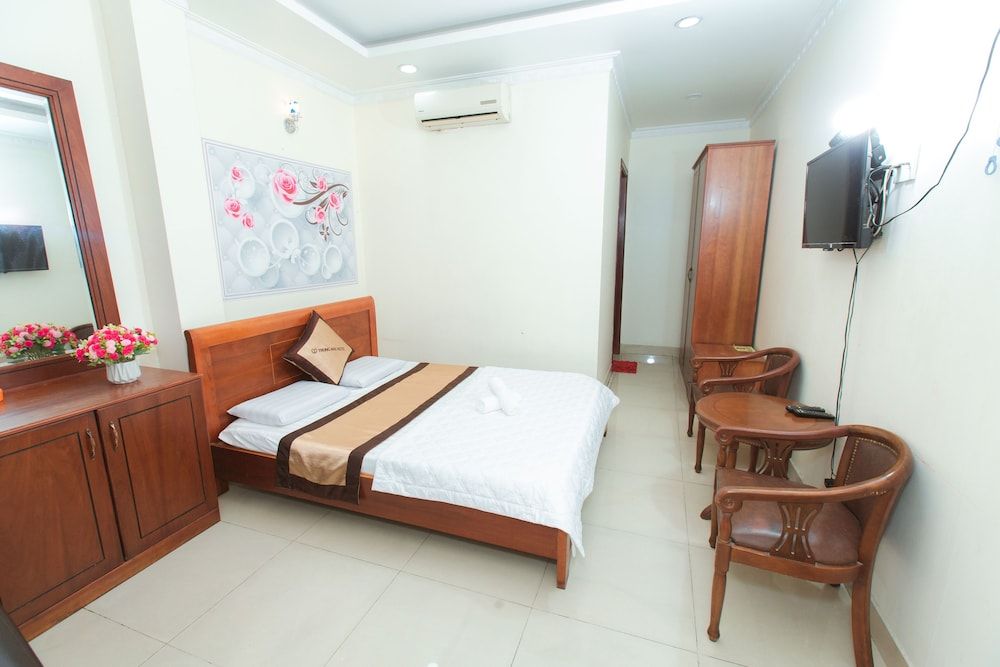 OYO 1175 Trung Mai Hotel Superior Double Room 15