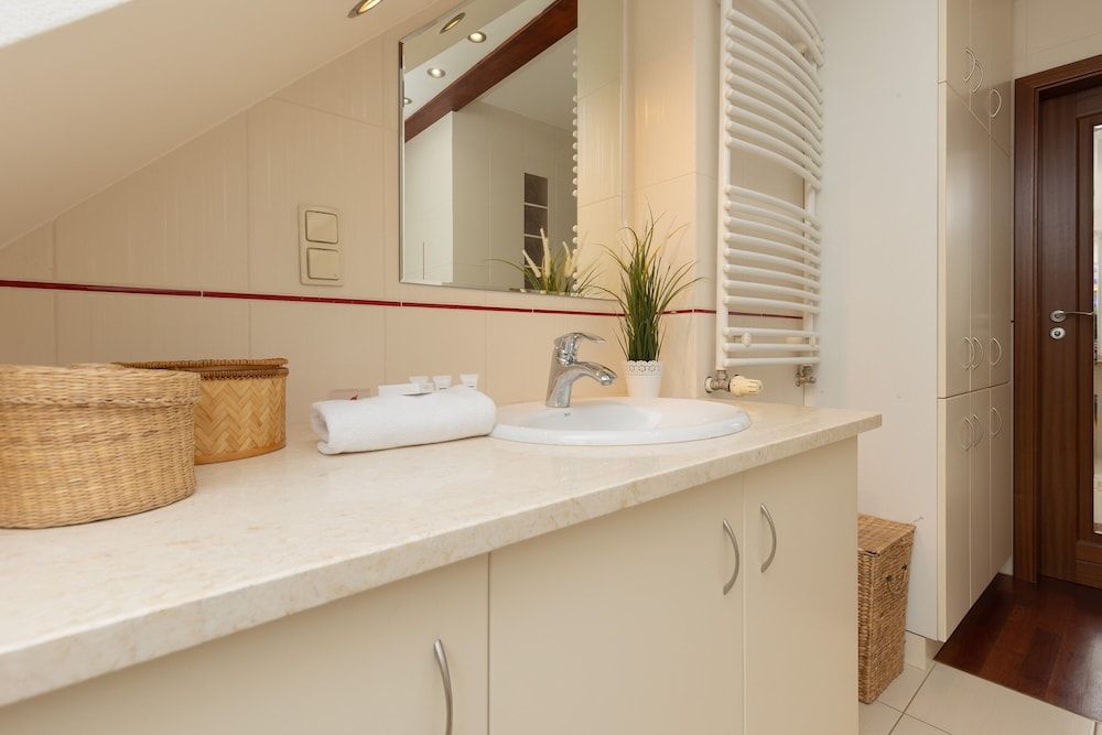 Dom Dostępna 62A House, 2 Bedrooms, 2 Bathrooms, Garden View 7