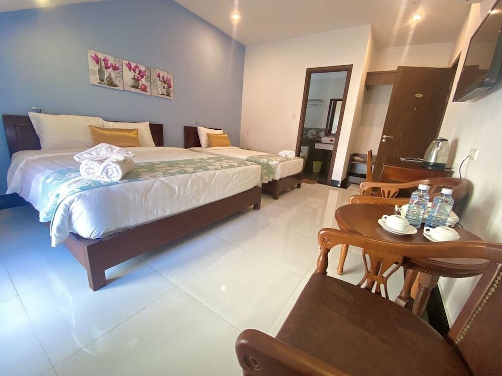 Triple Room