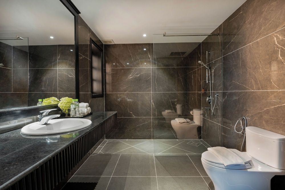 DANKBAAR RESORT Deluxe Double Room, 1 King Bed, Balcony, Garden View 7