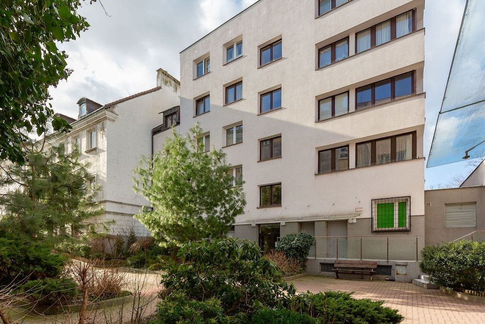 undefined Apartments Old Town Warsaw by Renters 3