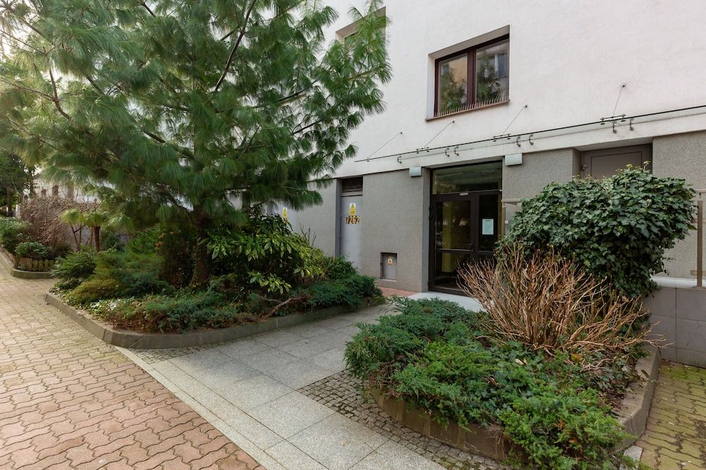 undefined Apartments Old Town Warsaw by Renters 6