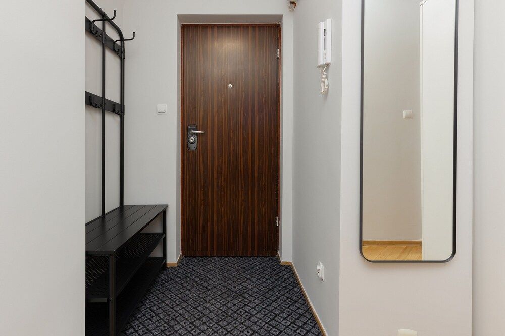 Apartments Old Town Warsaw by Renters Apartment, 2 Bedrooms, Balcony 23