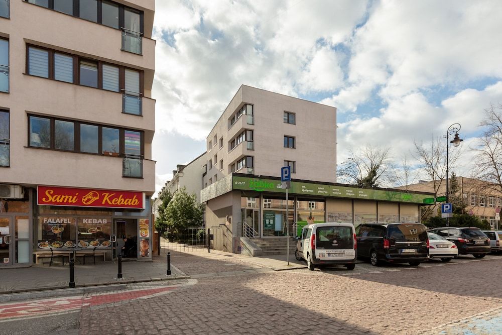 undefined Apartments Old Town Warsaw by Renters 4