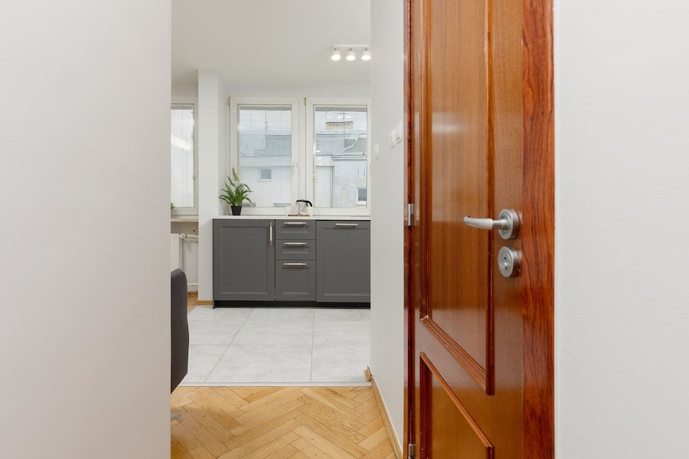 Apartments Old Town Warsaw by Renters Apartment, 2 Bedrooms, Balcony 22