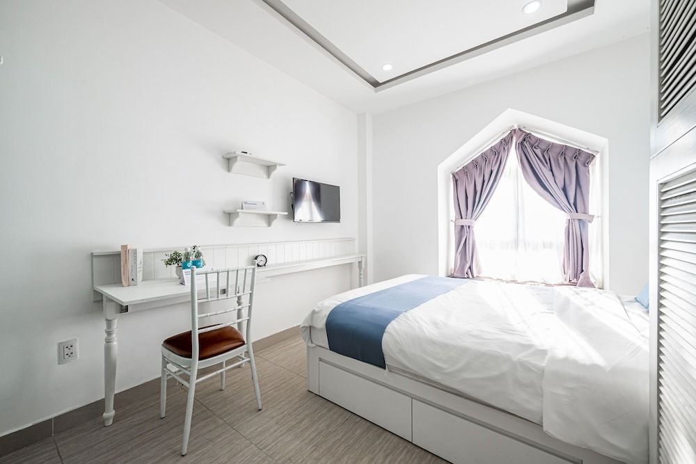 Cozrum Homes - Sonata Residence Premium Apartment 2